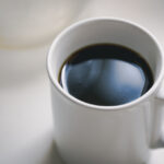 コーヒーで水分補給はできるのか？科学的根拠に基づいた真実