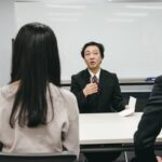 面接での本音と建前のバランスとは？効果的な自己アピール戦略を解説
